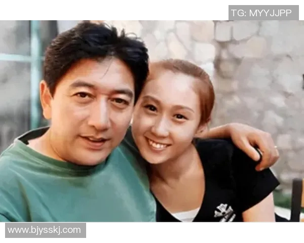 杨静专访揭秘英雄联盟成功背后的策略与故事 杨静专访揭秘英雄联盟成功背后的策略与故事