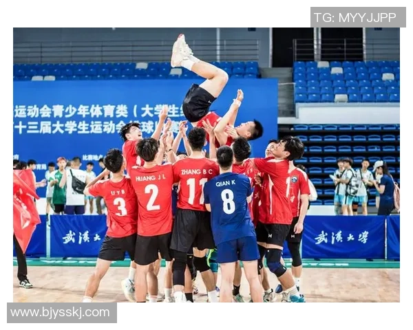 武汉排球队区域防守创新之路探秘与战术解析 武汉排球队区域防守创新之路探秘与战术解析